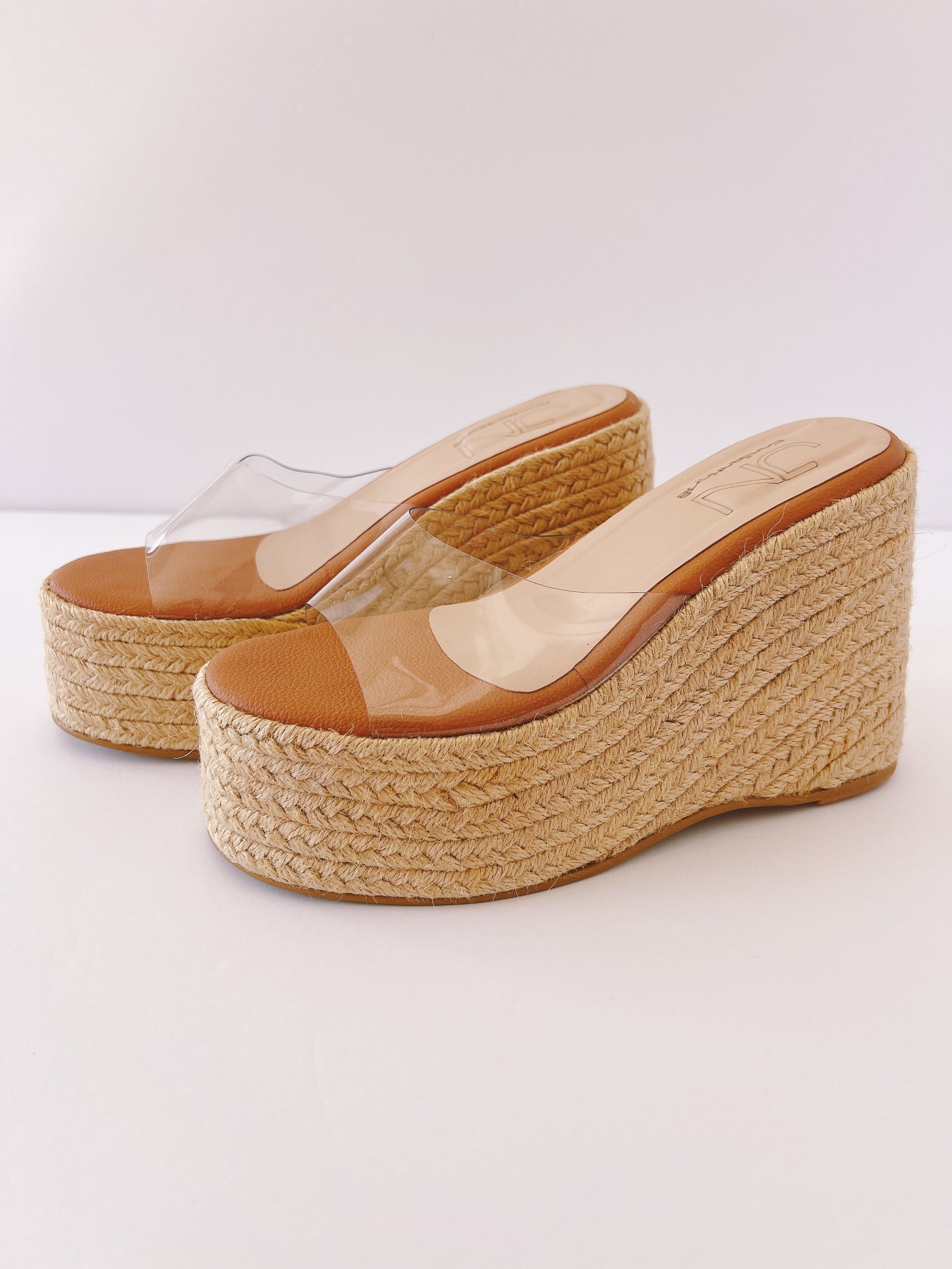 Laura Platform